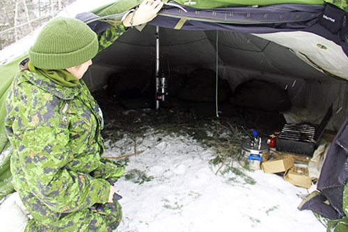 Northern Ontario News - The Temiskaming Speaker - Algonquin Regiment, 3rd Canadian Ranger Patrol (Kasheshewan) and ten different army cadet corps from across the province learned winter survival skills during an “Exercise Moose Survival” operation held at Camp Jeunesse
</p>
<div class=